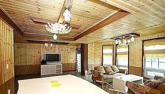 Beach Terrace Pension Taean