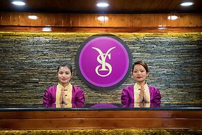 Sumitel Hotel 500 meters from Mall Road