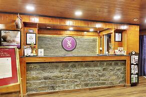 Sumitel Hotel 500 meters from Mall Road