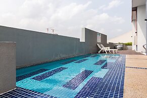 Boulevard Service Apartment KL by Airhost