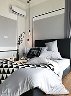 Boulevard Service Apartment KL by Airhost