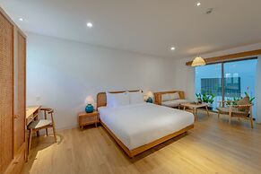 Prana Boutique Hotel and Apartments