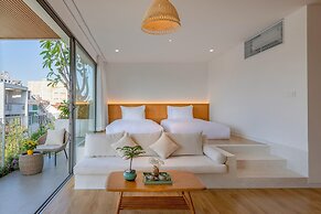 Prana Boutique Hotel and Apartments