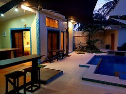 Siargao Oasis Suites