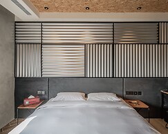 Oinn Hotel & Hostel Tainan