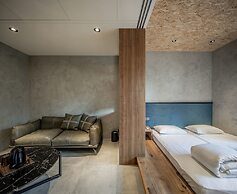 Oinn Hotel & Hostel Tainan