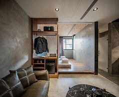 Oinn Hotel & Hostel Tainan