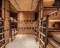 Oinn Hotel & Hostel Tainan