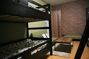 Maru House - Hostel