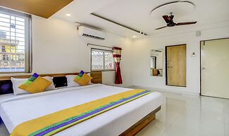 Treebo Trip Hotel Guru Krupa