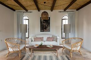 Zigo's Hotel - Special Class