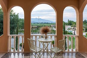 Zigo's Hotel - Special Class