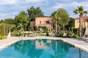 Zigo's Hotel - Special Class