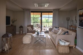 Zigo's Hotel - Special Class