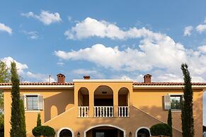 Zigo's Hotel - Special Class