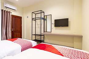 OYO 1185 Bukit Toedjoeh Residence Syariah