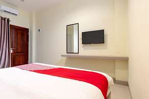 OYO 1185 Bukit Toedjoeh Residence Syariah