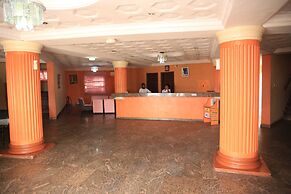 Mokland Hotel and Suites