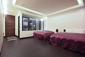 Lake In Mountain B&B