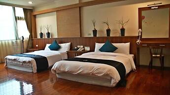 Lake In Mountain B&B