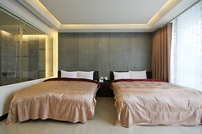 Lake In Mountain B&B