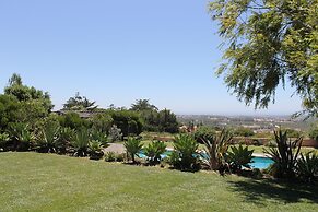 Mountain Guincho Villa by Lisbon-Coast