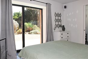 Mountain Guincho Villa by Lisbon-Coast