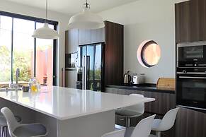 Mountain Guincho Villa by Lisbon-Coast