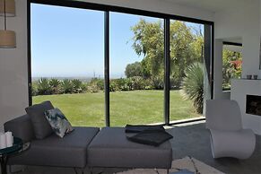 Mountain Guincho Villa by Lisbon-Coast