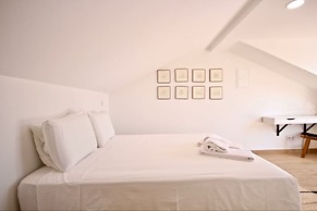 Akicity Lapa Selected