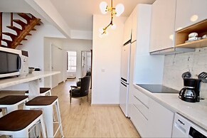 Akicity Lapa Selected