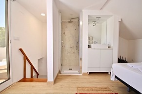 Akicity Lapa Selected