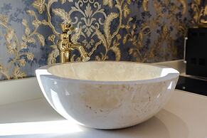 Olympus Verona Relais