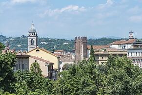 Olympus Verona Relais