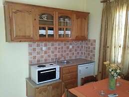 Maistrali Studios & Apartments