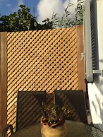 Maistrali Studios & Apartments