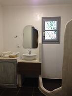 Maistrali Studios & Apartments