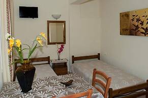 Maistrali Studios & Apartments