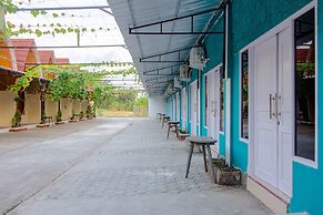 OYO Life 1643 Grand Monica