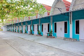 OYO Life 1643 Grand Monica