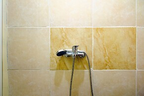 OYO Life 1643 Grand Monica