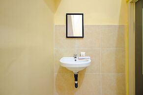 OYO Life 1643 Grand Monica