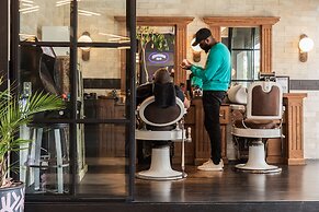 Hallmark Hotel by BON Hotels