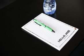 Hallmark Hotel by BON Hotels