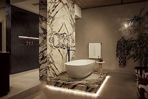 Hallmark Hotel by BON Hotels