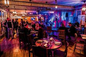 Hallmark Hotel by BON Hotels