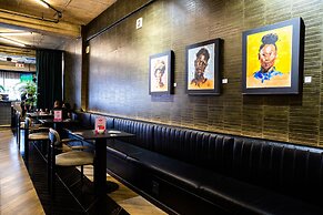 Hallmark Hotel by BON Hotels