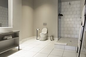 Hallmark Hotel by BON Hotels