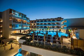 Akasha Beach Hotel & Spa