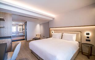 Akasha Beach Hotel & Spa